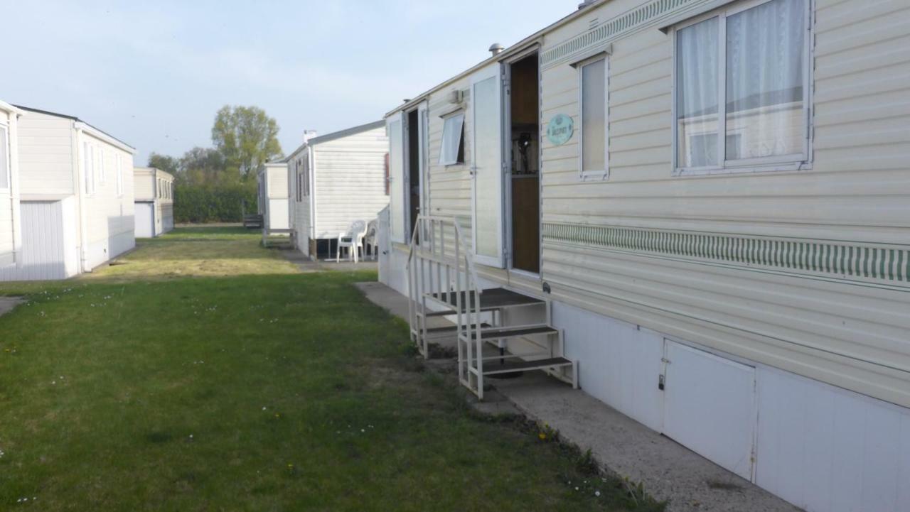 Park Kerlinga Nr 2566 Hotel Bredene Kültér fotó
