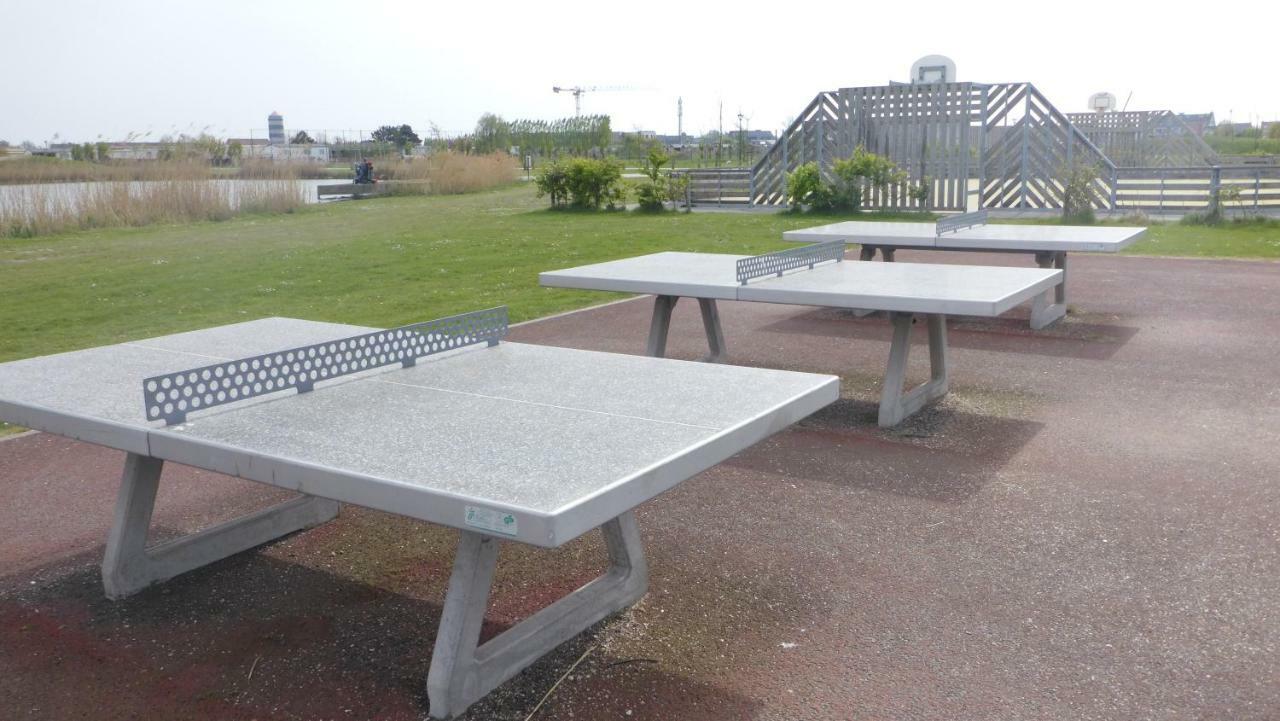Park Kerlinga Nr 2566 Hotel Bredene Kültér fotó